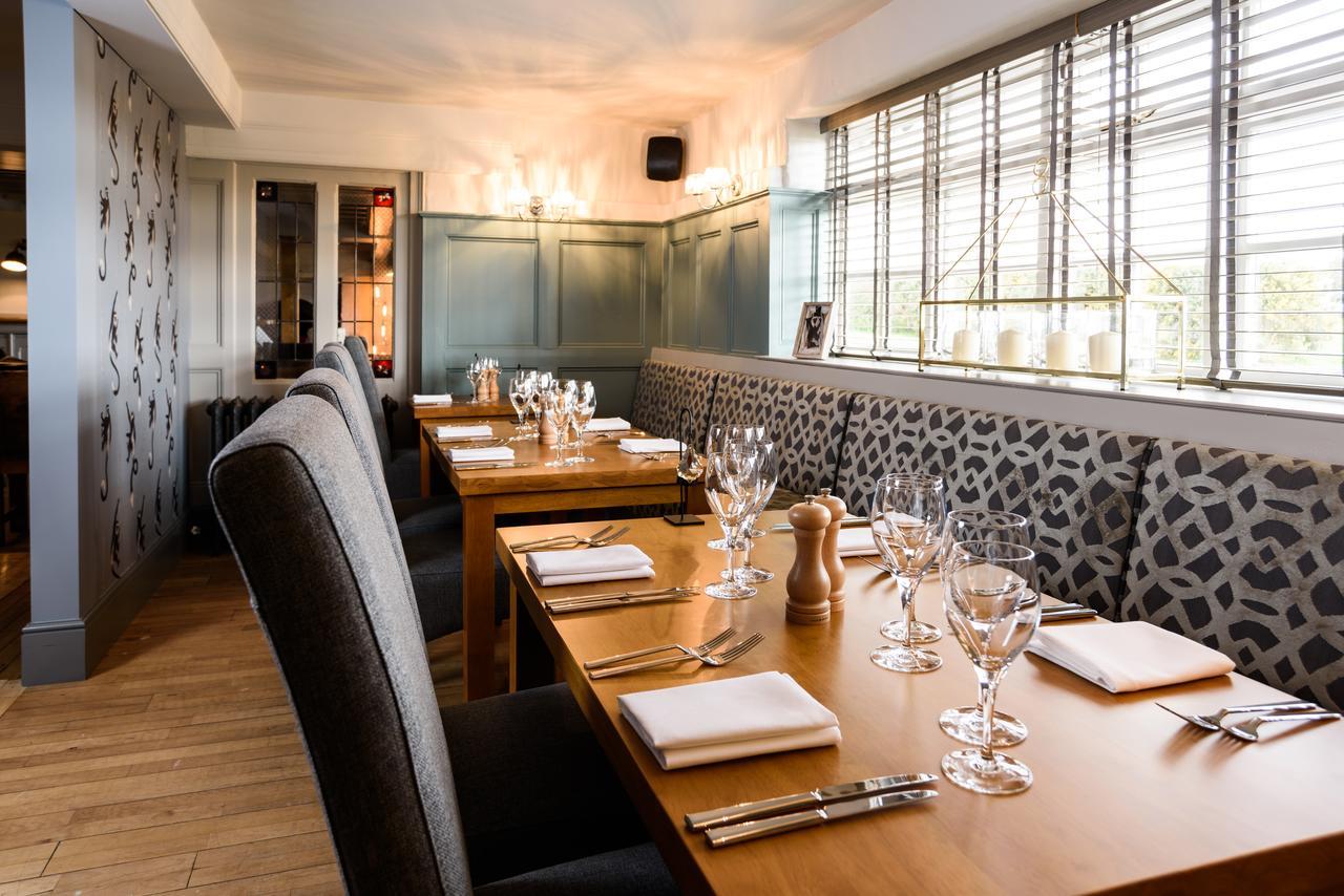 The Wheatsheaf Inn Onneley المظهر الخارجي الصورة
