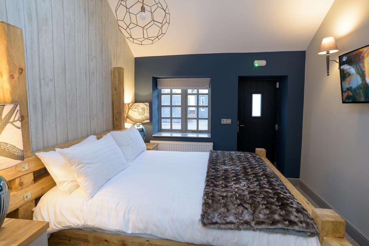 The Wheatsheaf Inn Onneley المظهر الخارجي الصورة