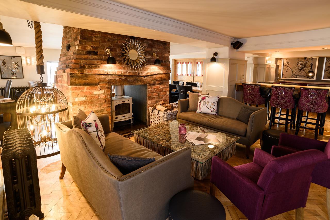 The Wheatsheaf Inn Onneley المظهر الخارجي الصورة
